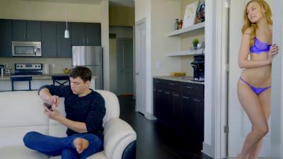 和闺蜜共享帅气男友的精液，双飞内射玩到高潮！